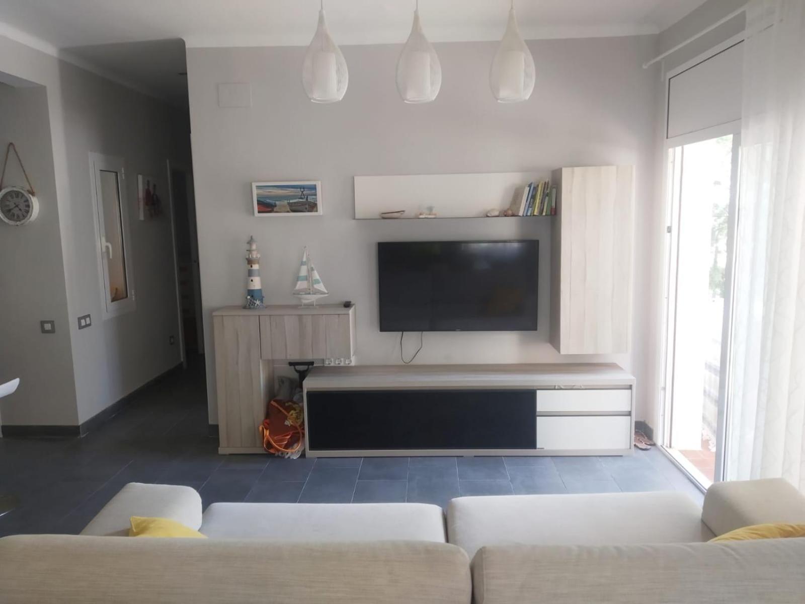 Baix A Mar Apartment Torredembarra Exterior photo